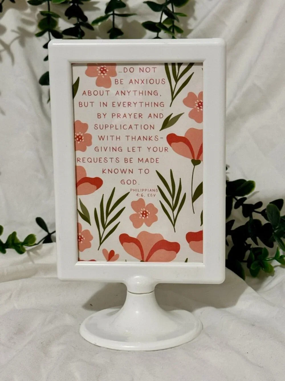 Freestanding White Tabletop Pedestal Frame 4x6